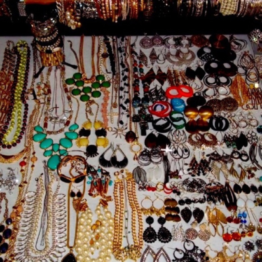 Jewelry Mystery grab bag 10 jewelry items, all wearable. Vintage to now